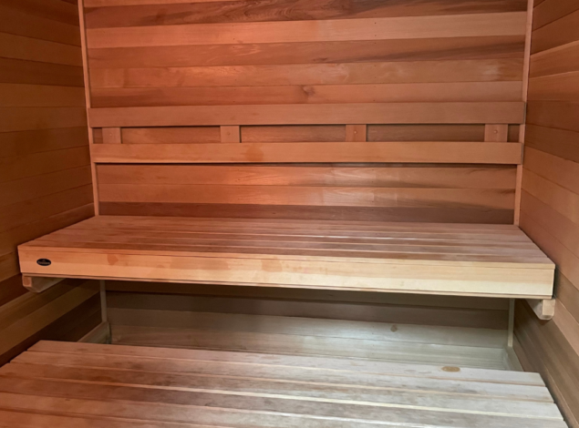 DRY SAUNA